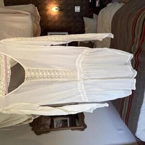 Vitamin A Swim 100% Linen  Cream Swim Cover Size 6